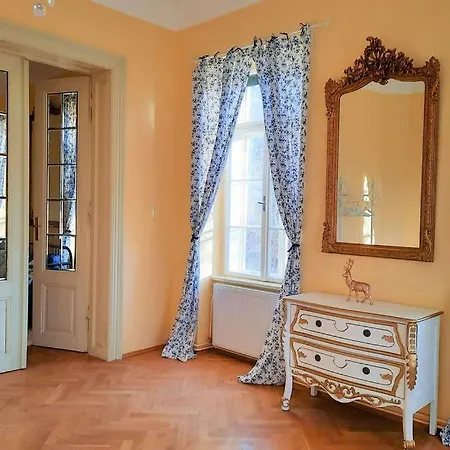 Sisi-schloss Rudolfsvilla - Qunitett Apartment